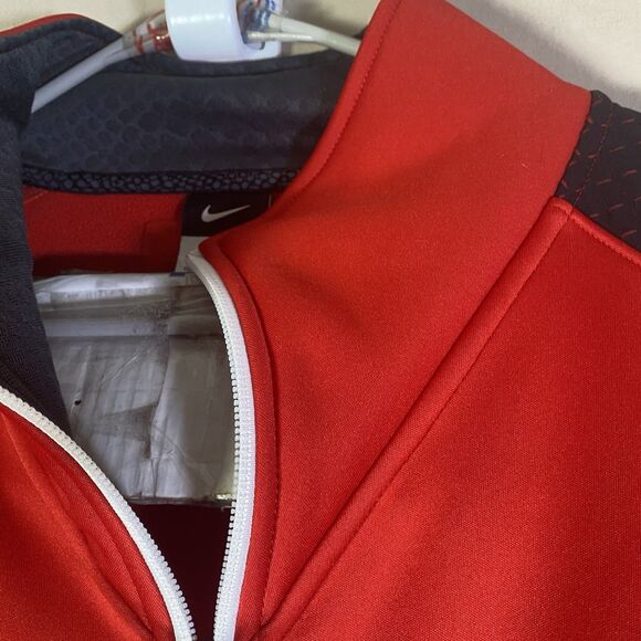 KOBE BRYANT Nike Track Style Jacket Mens XL 406054-611 Red Black Full Zip FLAW - Picture 4 of 16